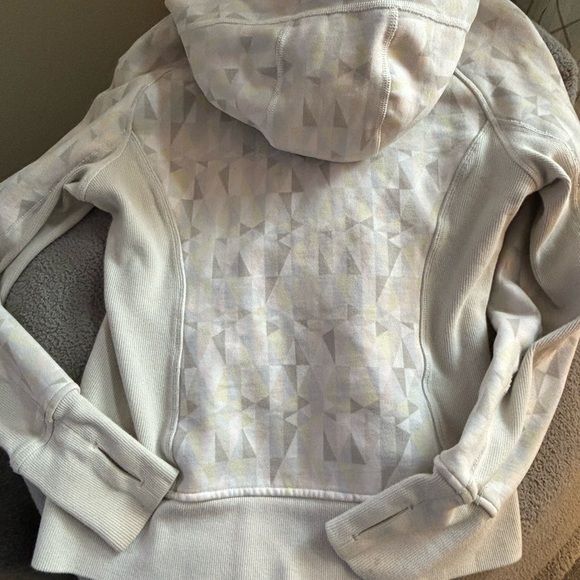 Lululemon scuba size 10 - Picture 4 of 6